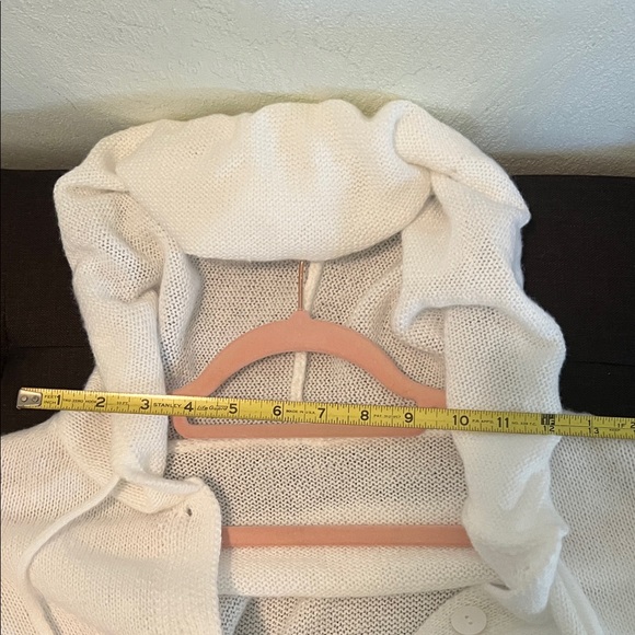 # 0589+ White and Pink Hand Knit Hooded CardiganW/ Polyester Cotton - Picture 6 of 9